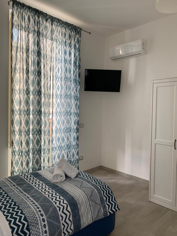 La Porta Di Carmy Lejlighed Napoli Eksteriør billede