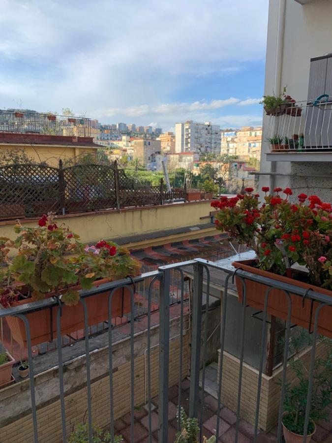 La Porta Di Carmy Lejlighed Napoli Eksteriør billede